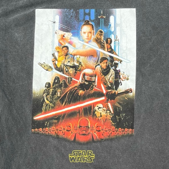 ⭐️ Star Wars: The Rise of Skywalker T-Shirt | Men’s Size Medium/Large | Black - Picture 1 of 7